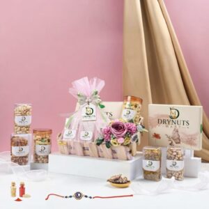 Blush Bloom Luxe Hamper, 900g Net Contents